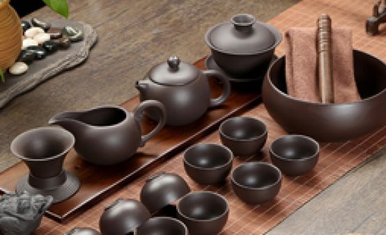 初次使用坭兴陶茶具的方法