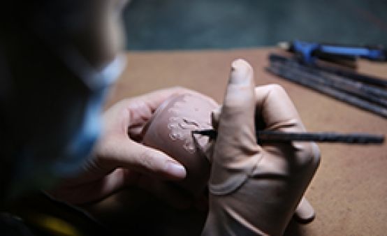 坭兴陶讲解传统的陶瓷工艺的制作流程